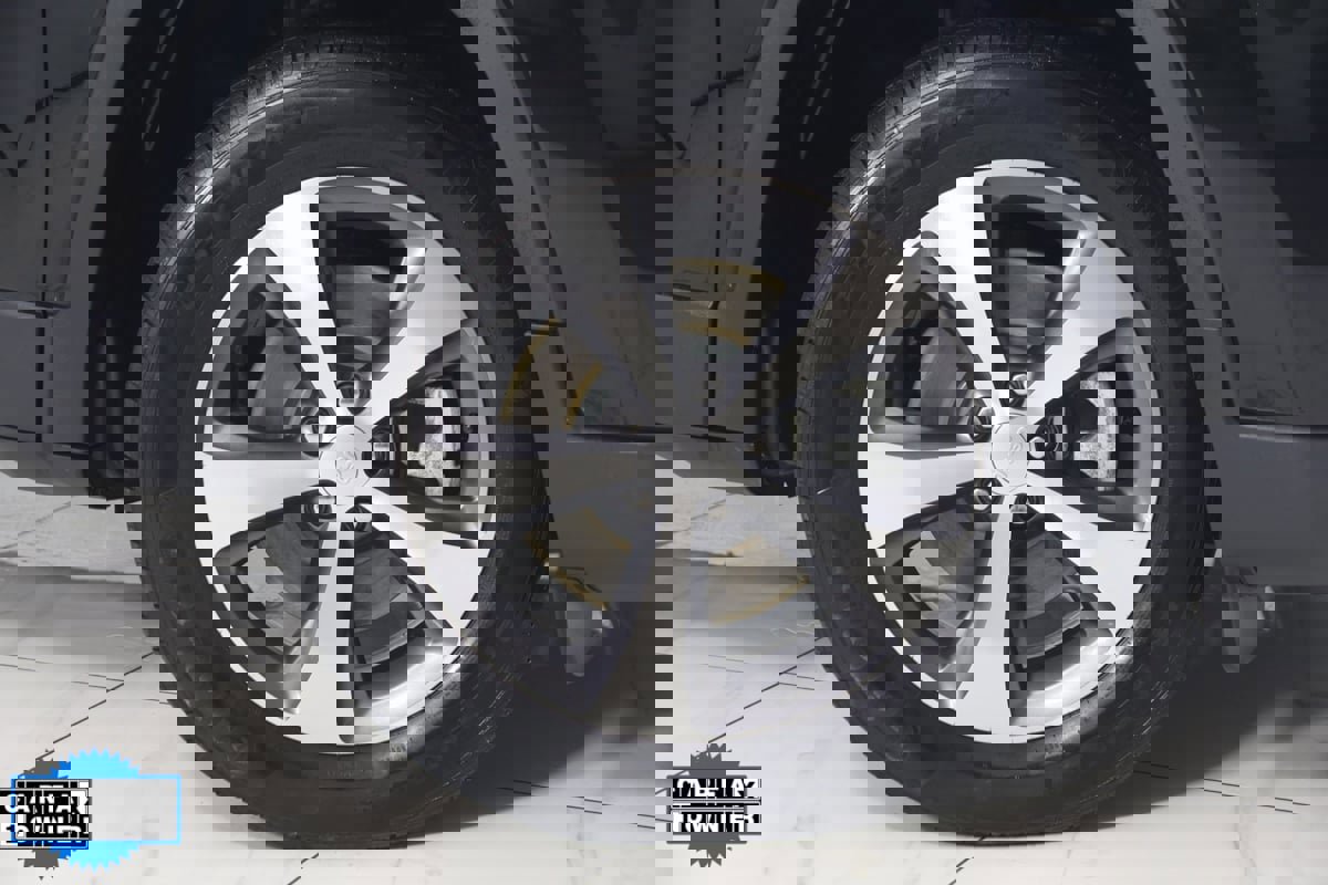 Used 2022 Jeep Cherokee Limited image 14