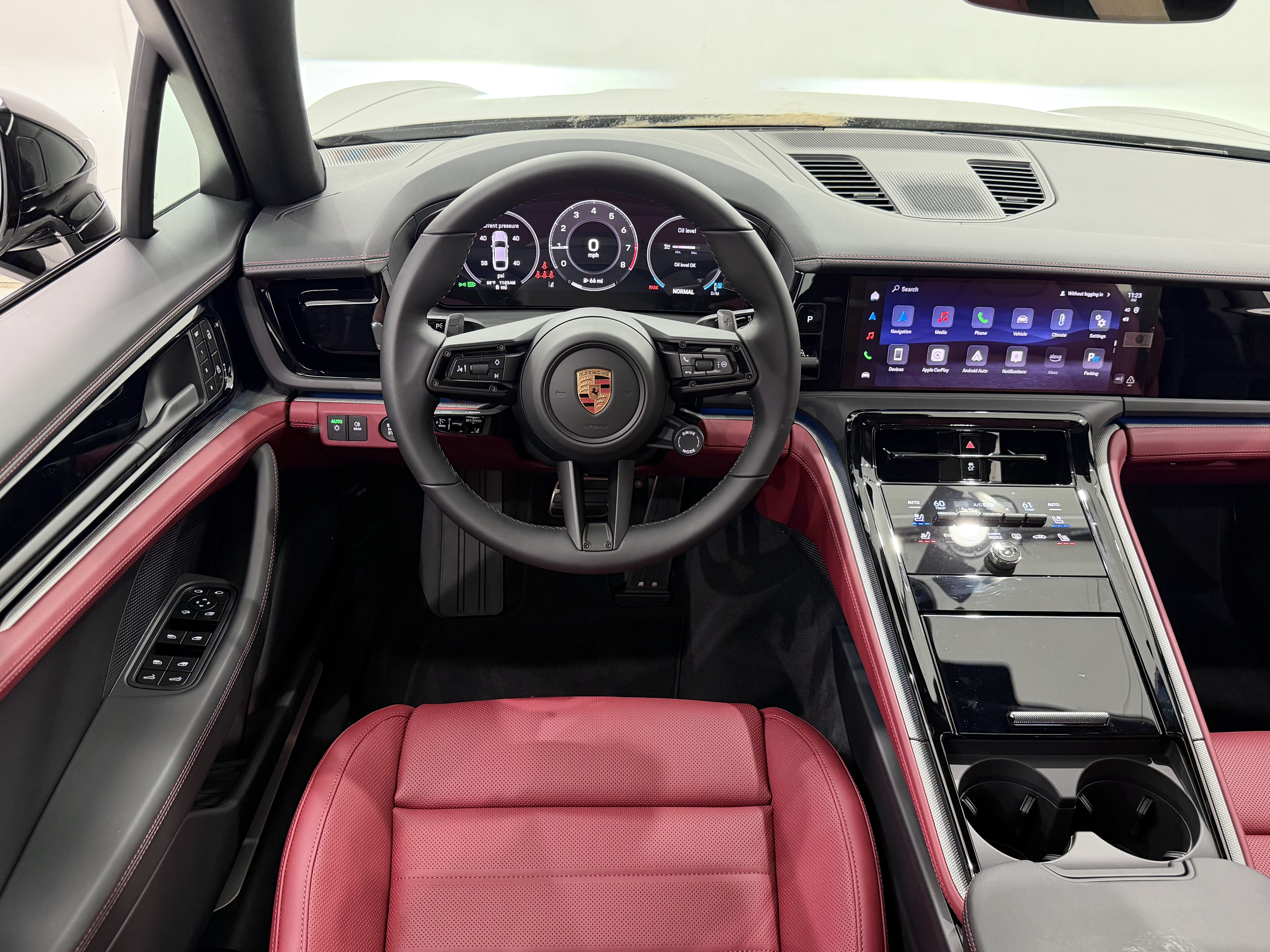 New 2026 Porsche Panamera 4 AWD/4WD image 25