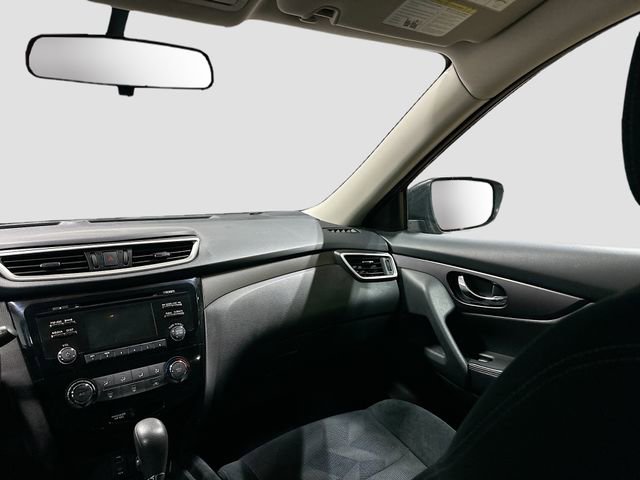 Used 2016 Nissan Rogue S AWD/4WD image 23