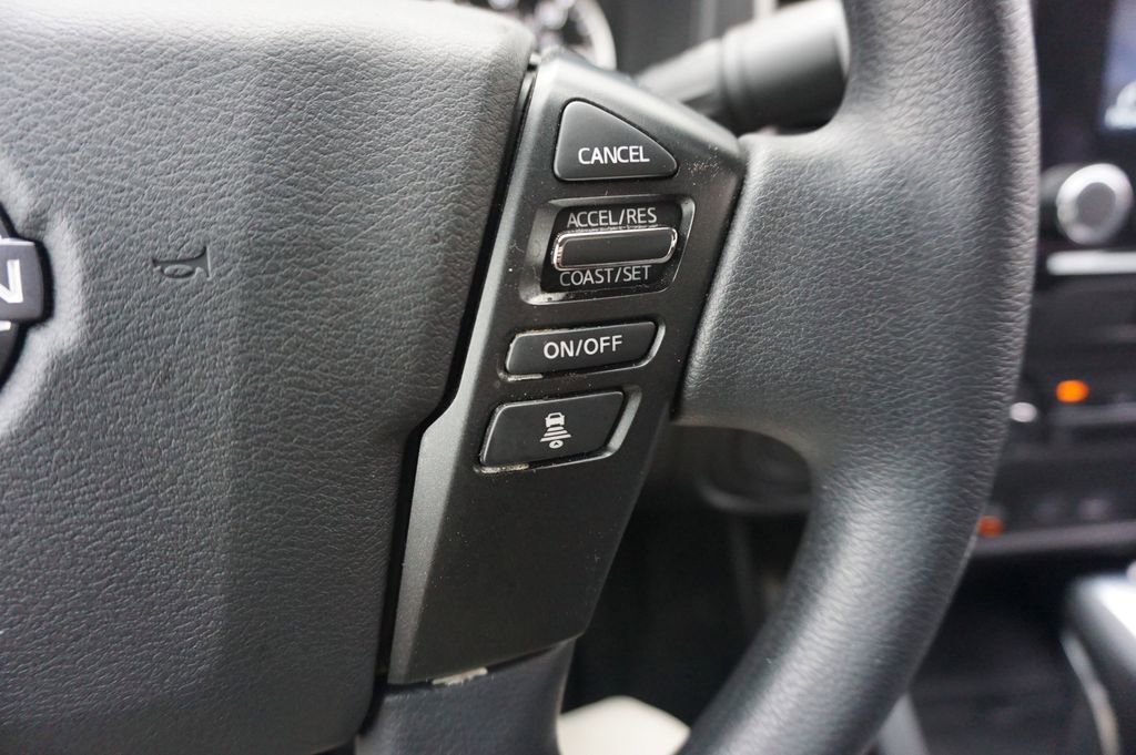Used 2024 Nissan Frontier SV w/ Technology Package image 9