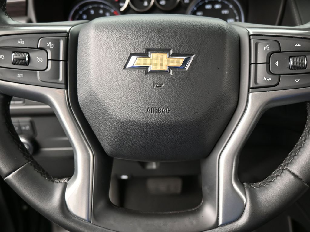Used 2024 Chevrolet Suburban LS w/ Driver Alert Package RWD image 32