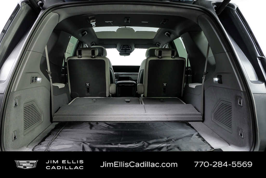 New 2026 Cadillac Escalade IQL Luxury image 33