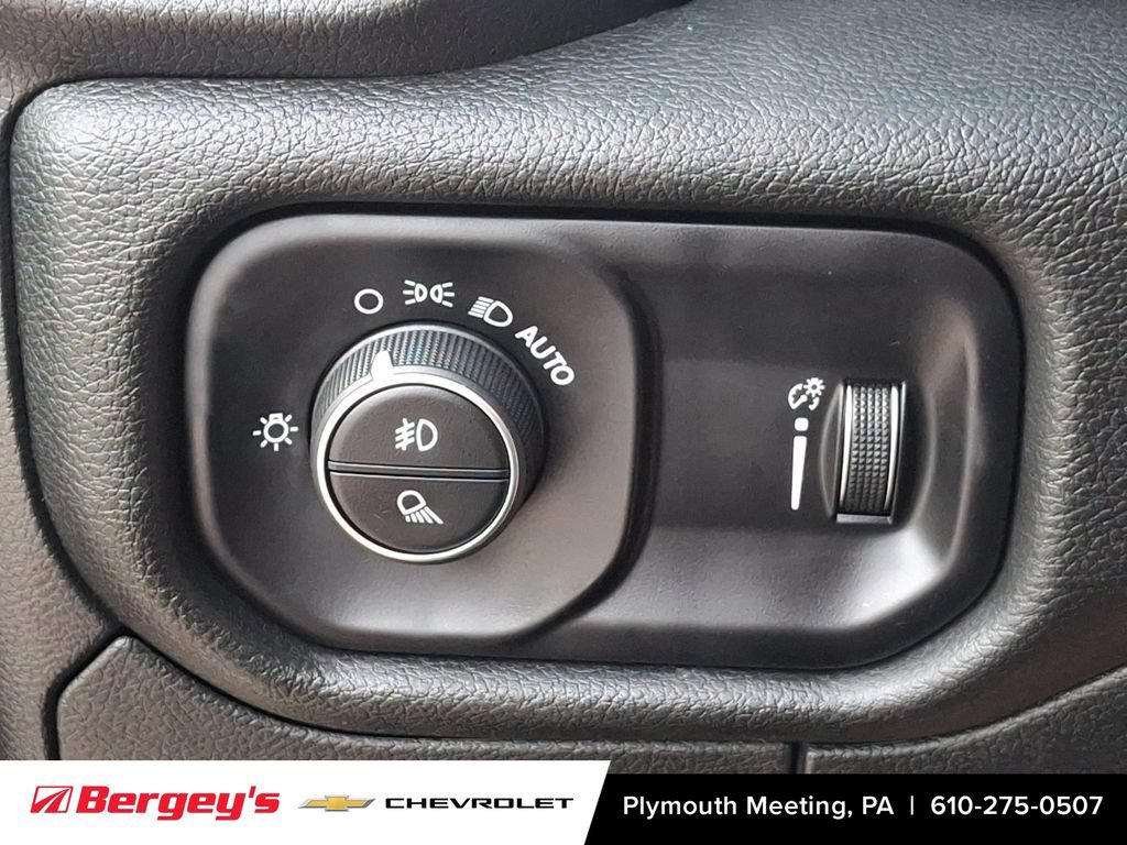 Used 2023 RAM 1500 Big Horn AWD/4WD image 28