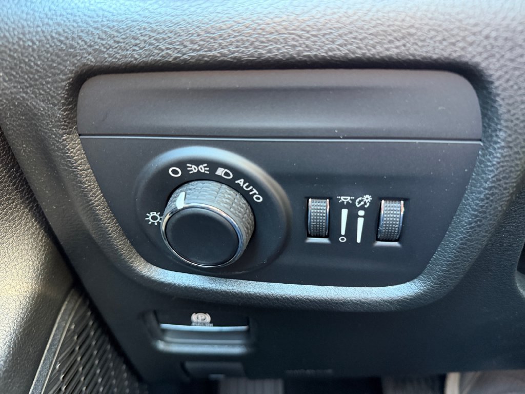 New 2026 Jeep Grand Cherokee Altitude AWD/4WD image 18