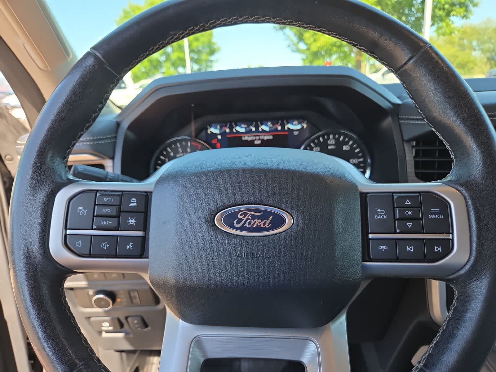 Used 2024 Ford Expedition Limited AWD/4WD image 23