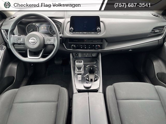 Used 2024 Nissan Rogue S AWD/4WD image 29