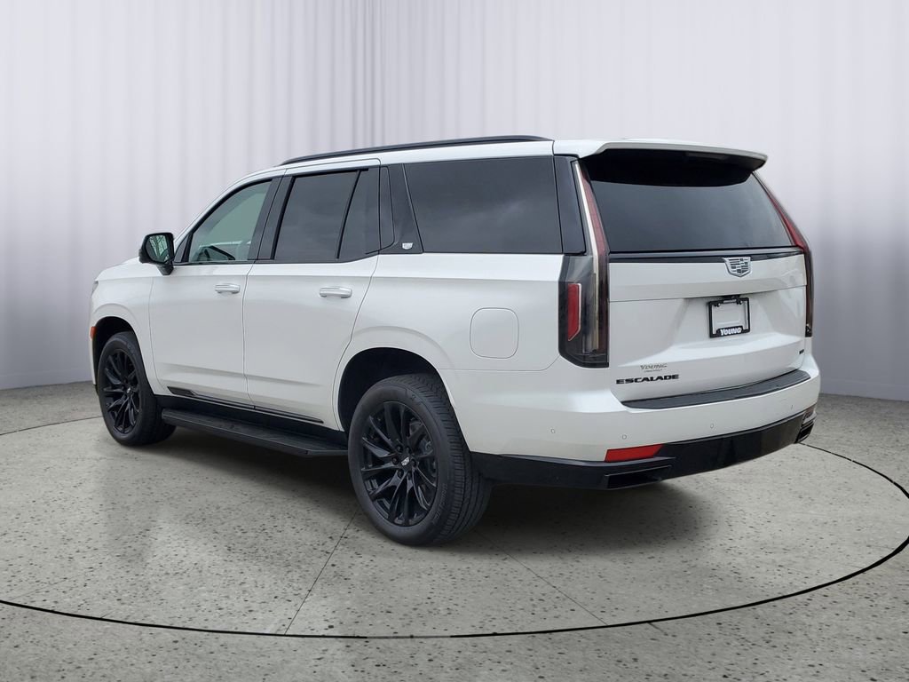 Used 2023 Cadillac Escalade Sport w/ LPO, ONYX Package AWD/4WD image 4