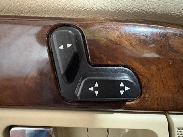 Used 2006 Mercury Grand Marquis GS RWD image 7