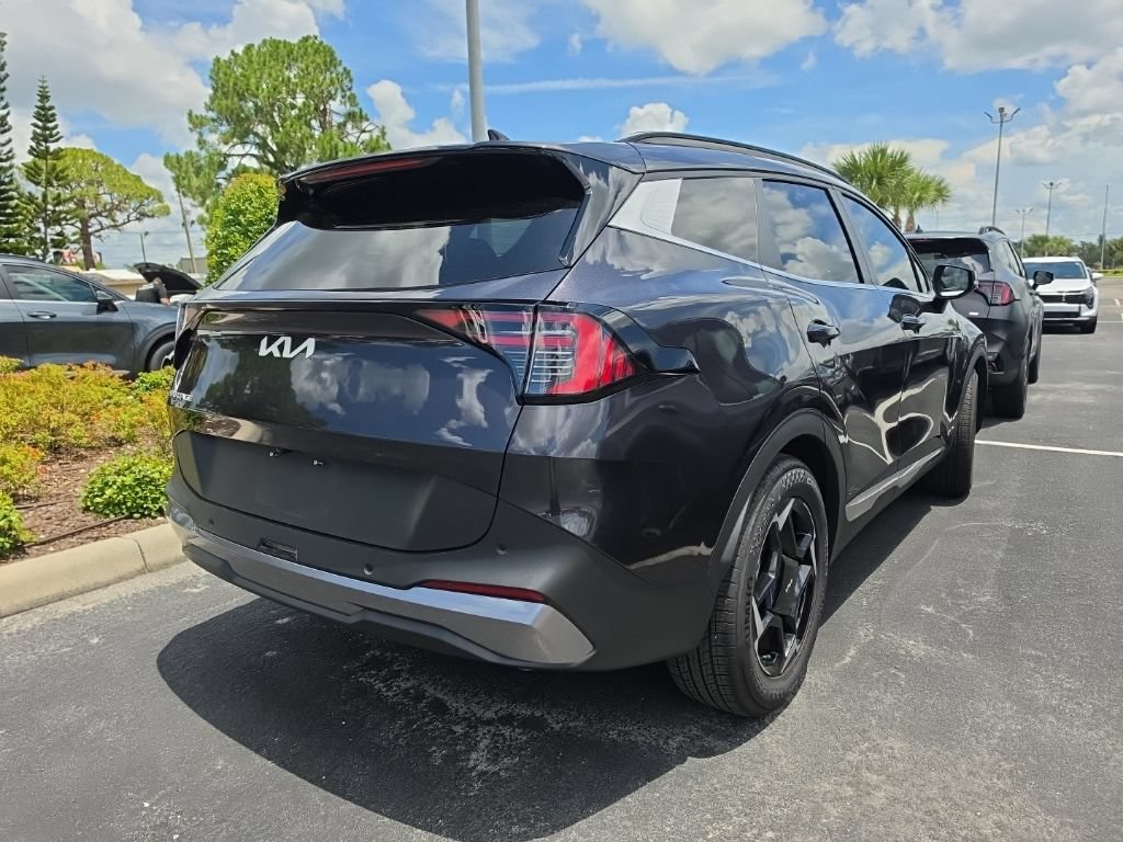 Used 2026 Kia Sportage EX w/ EX Panorama Roof Package FWD image 14