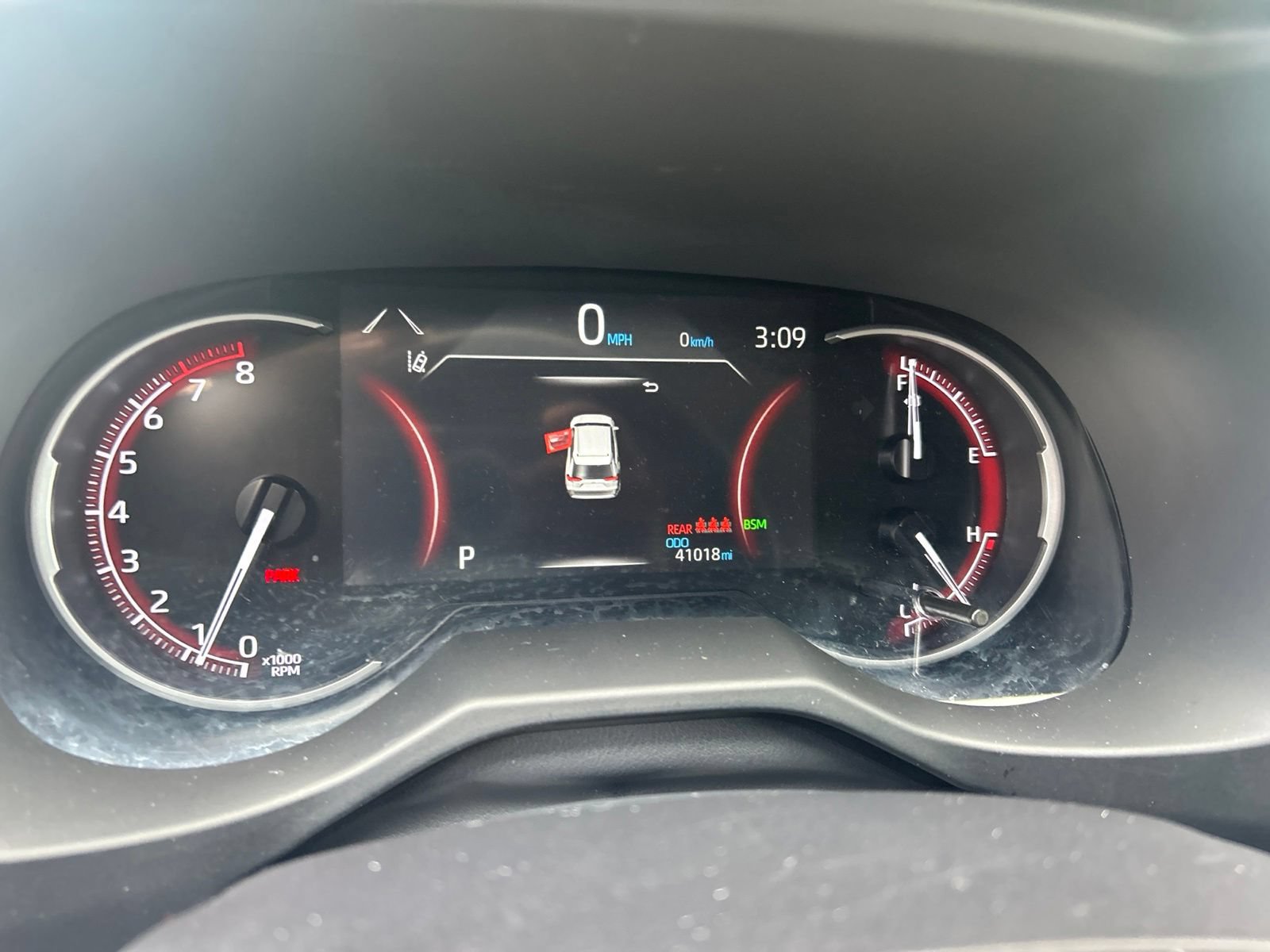Used 2025 Toyota RAV4 XLE FWD image 22