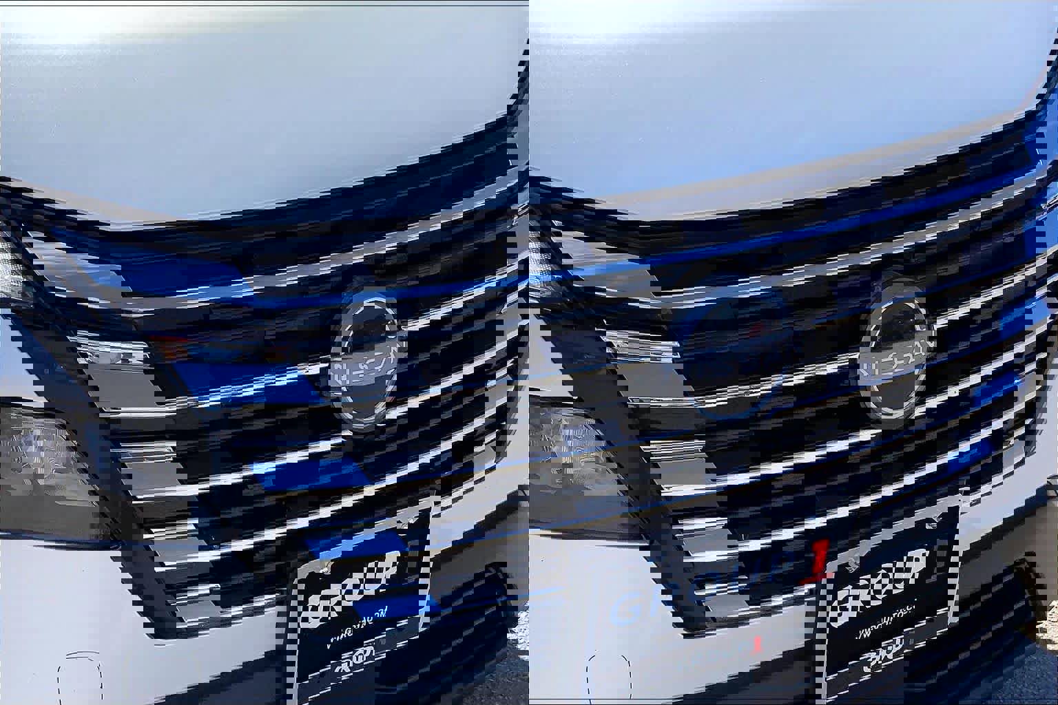 Used 2024 Nissan Rogue SV image 29