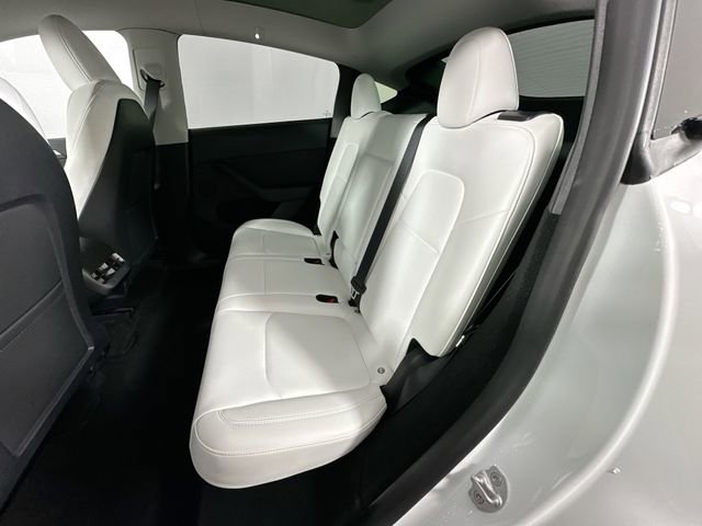 Used 2023 Tesla Model Y Long Range image 22