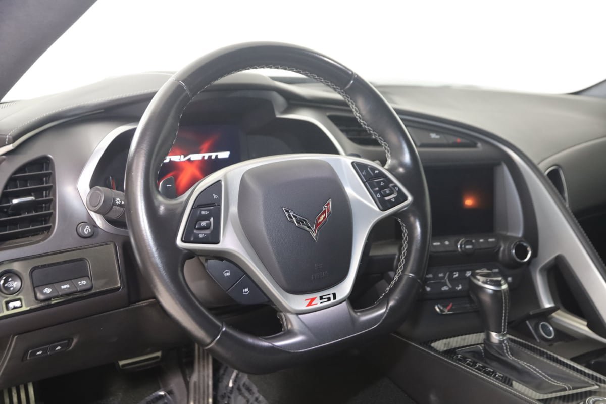 Used 2017 Chevrolet Corvette Stingray Coupe w/ Z51 3LT RWD image 7