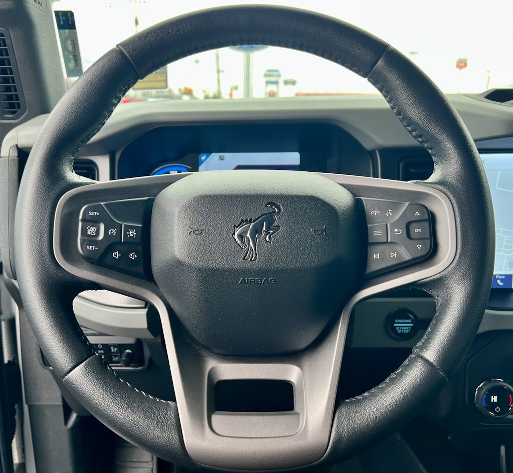 Used 2023 Ford Bronco Badlands w/ Sasquatch Package image 26