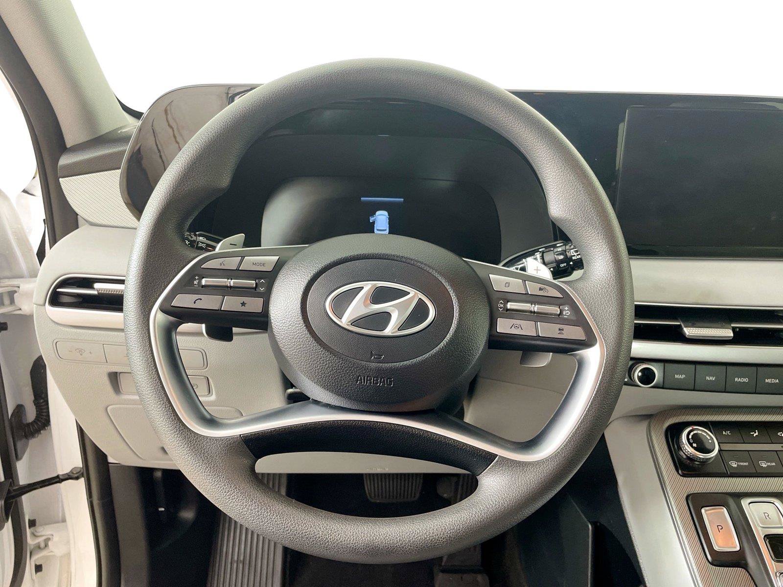 Used 2023 Hyundai Palisade SE AWD/4WD image 17