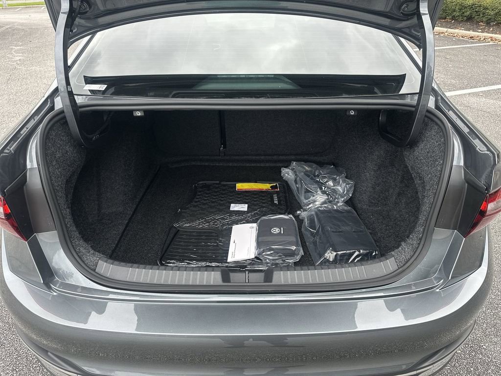 New 2026 Volkswagen Jetta SEL image 24