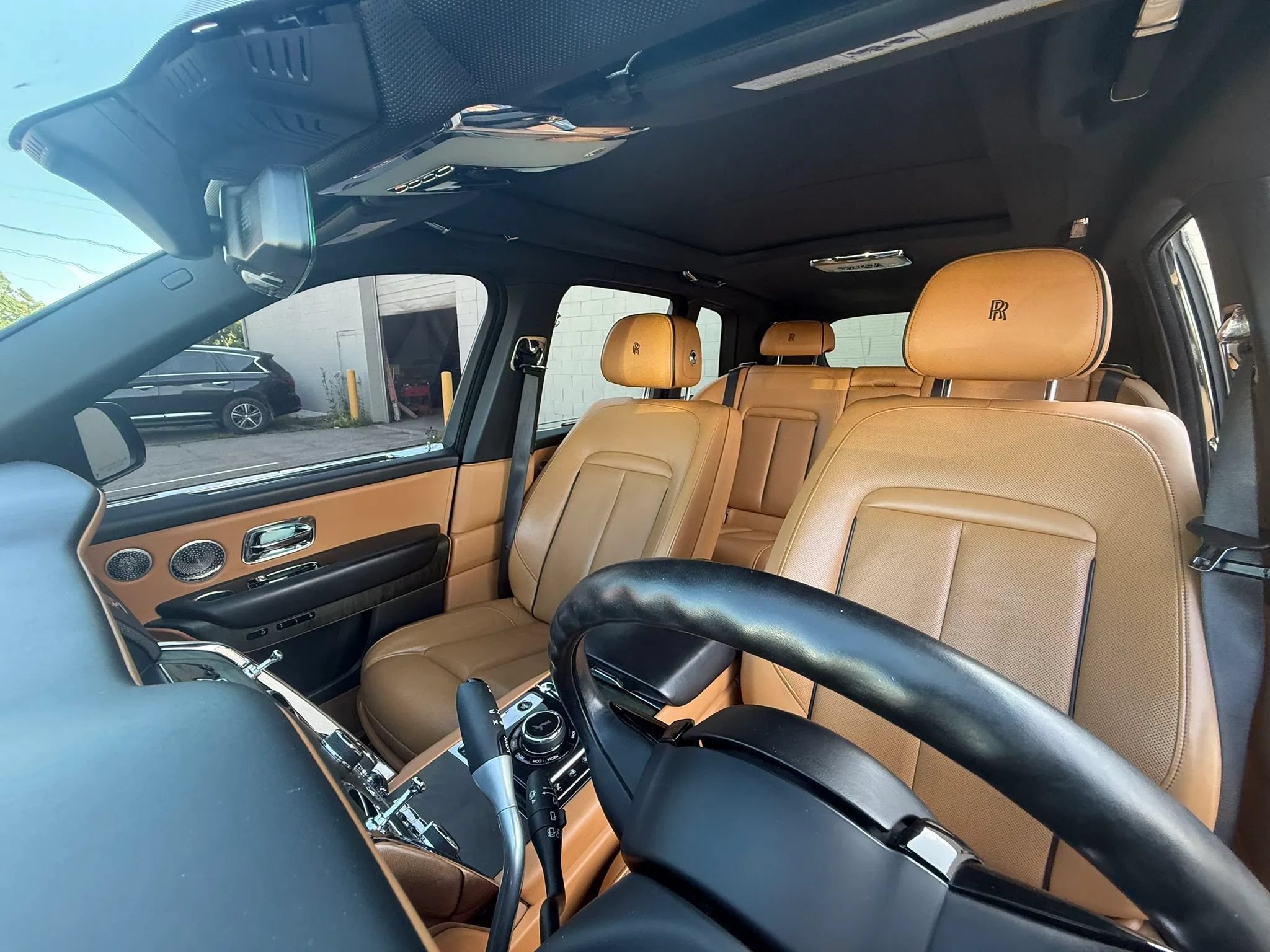 Used 2019 Rolls-Royce Cullinan AWD/4WD image 36