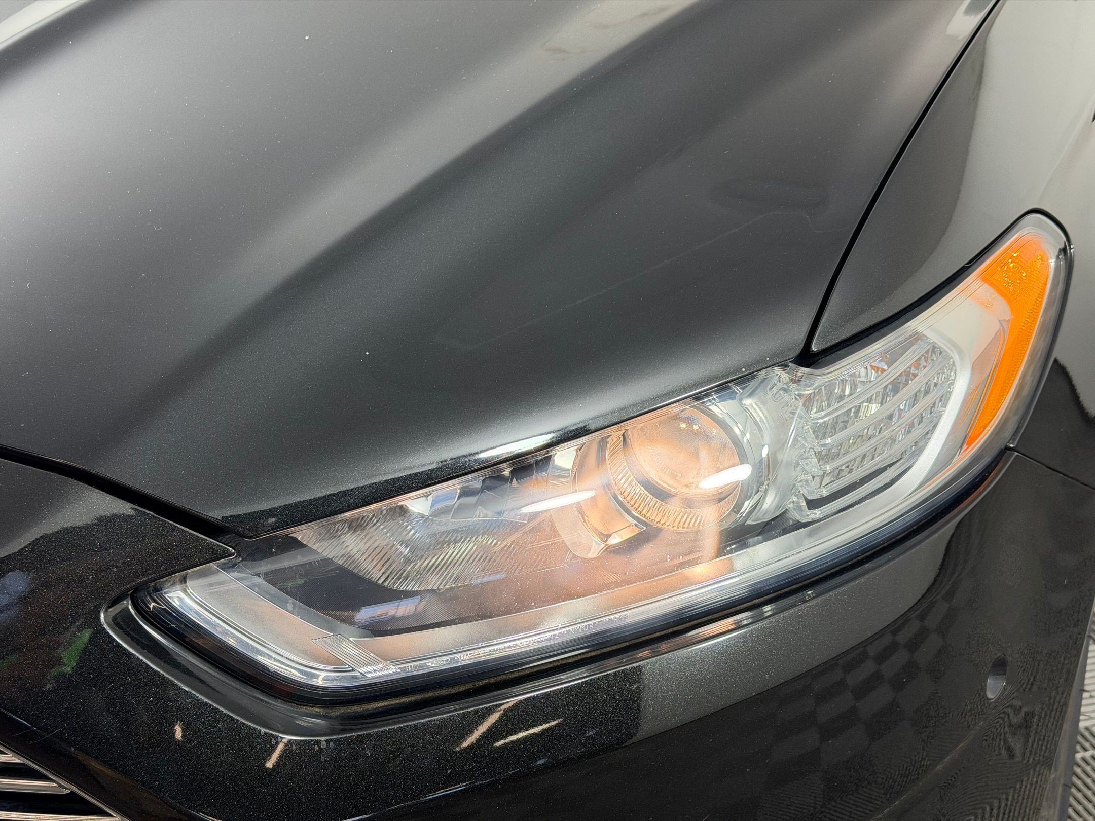 Used 2014 Ford Fusion Titanium AWD/4WD image 12