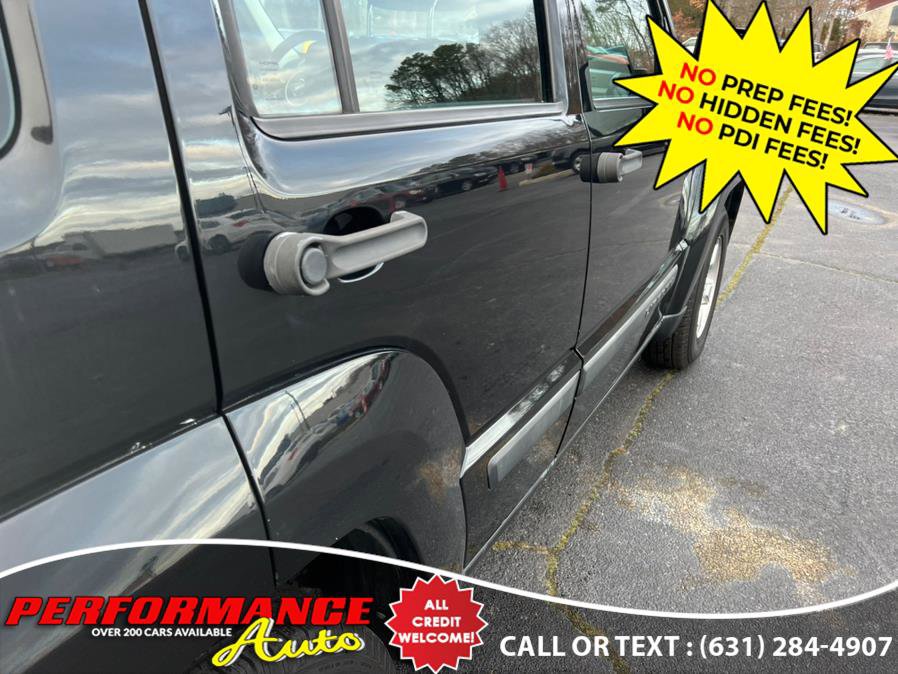 Used 2012 Jeep Liberty Sport AWD/4WD image 17