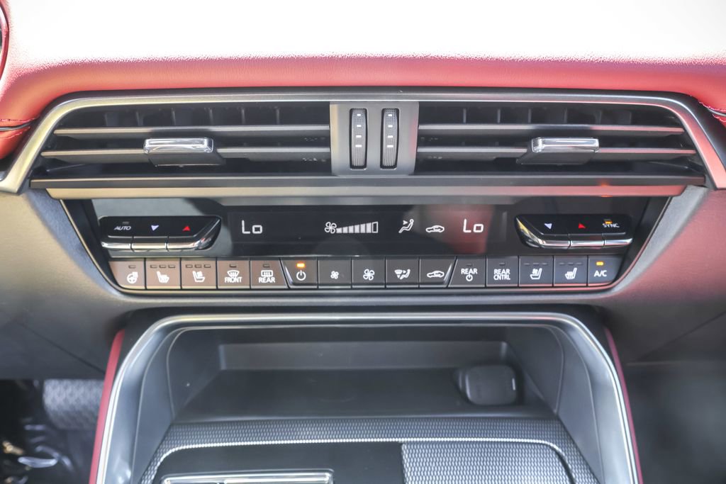 Used 2025 MAZDA CX-70 Plug-In Hybrid w/ Premium Plus image 25