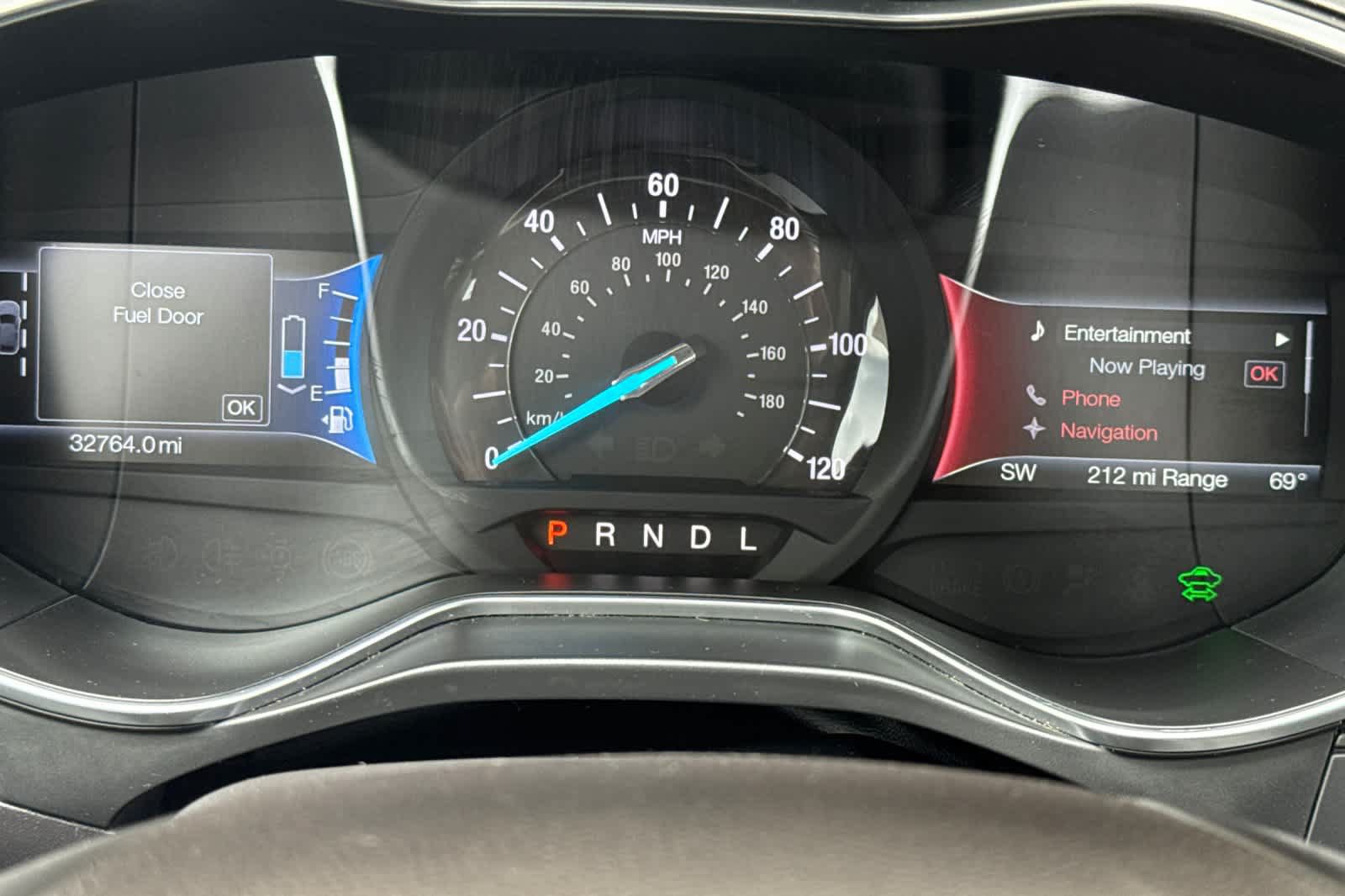 Used 2016 Ford Fusion Energi Titanium w/ Driver Assist Package FWD image 27