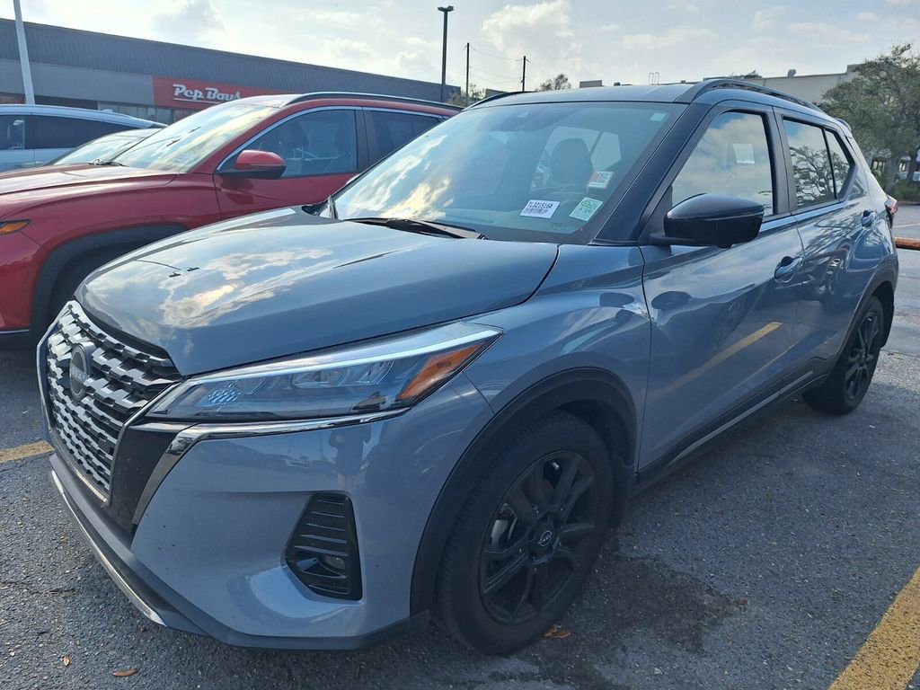 Used 2024 Nissan Kicks SR w/ SR Premium Package image 1