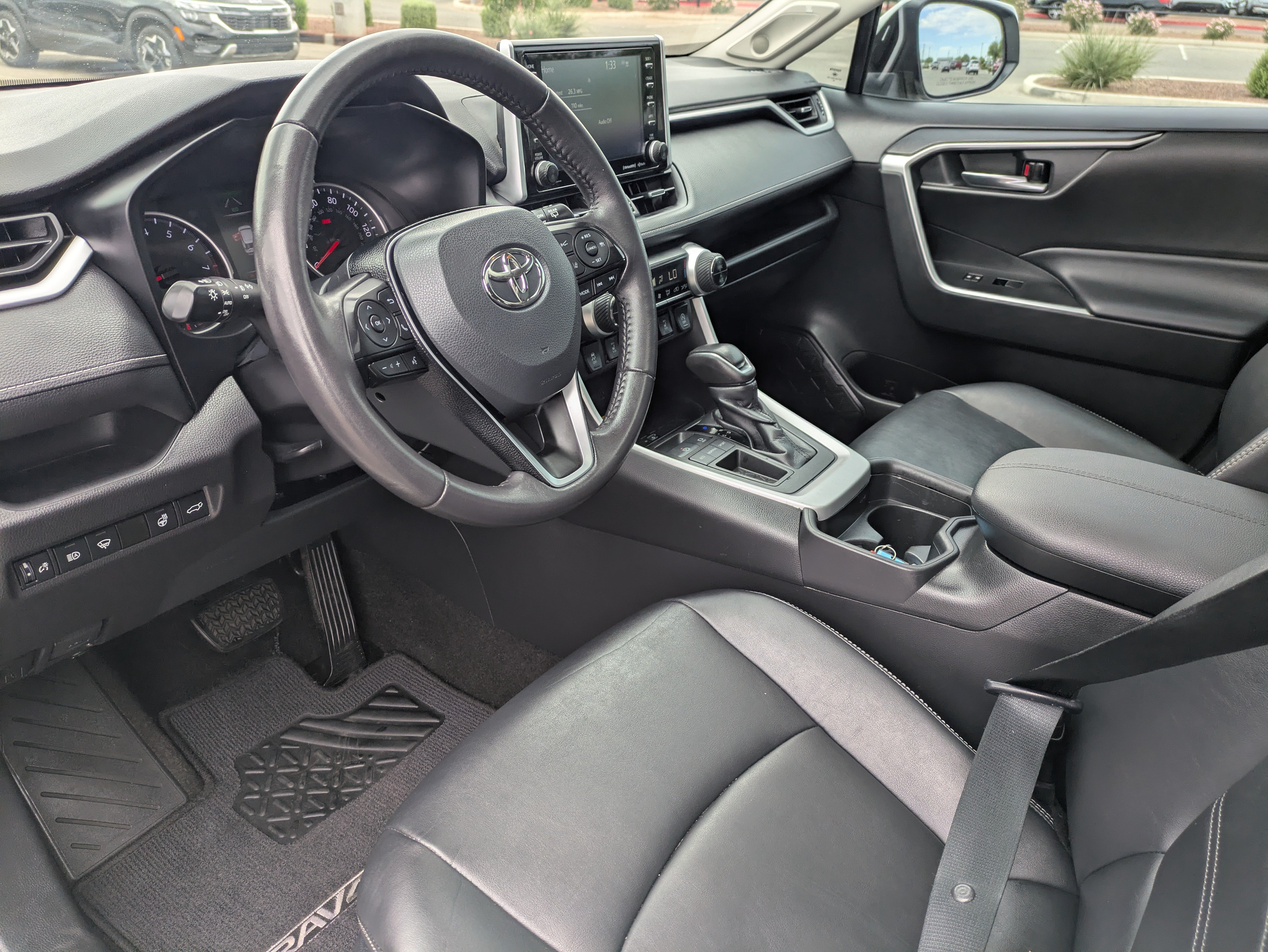 Used 2021 Toyota RAV4 XLE Premium FWD image 24