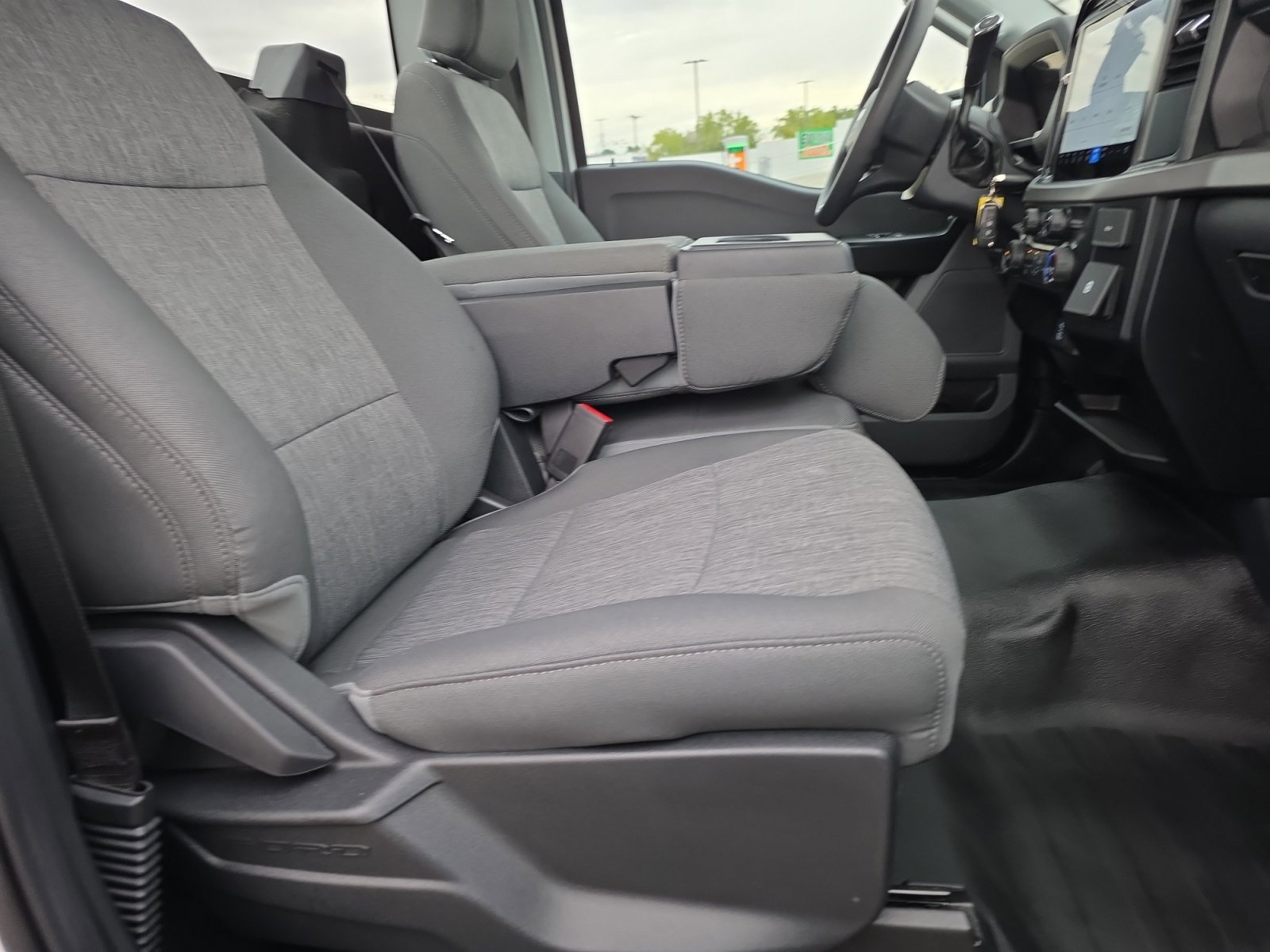 Used 2024 Ford F150 XL image 25