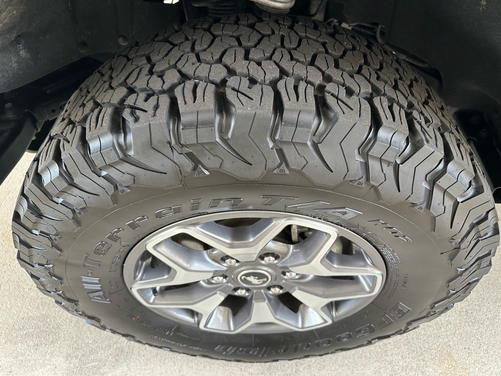Certified 2025 Ford Bronco Badlands AWD/4WD image 6