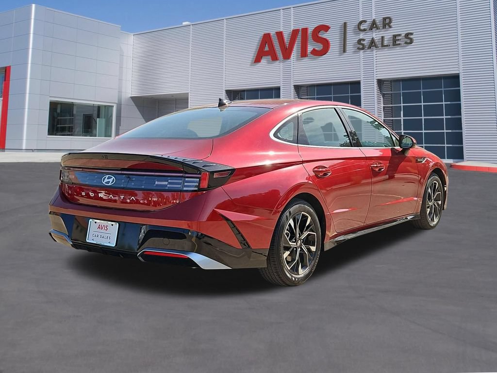 Used 2025 Hyundai Sonata SEL FWD image 6