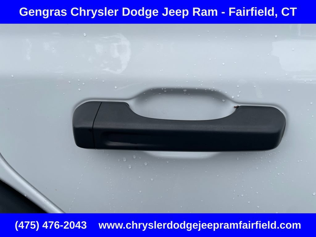 Used 2024 Jeep Wrangler Unlimited AWD/4WD image 24
