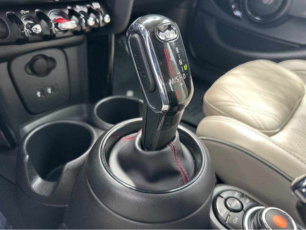 Used 2020 MINI Cooper S w/ Signature Upholstery Package FWD image 28