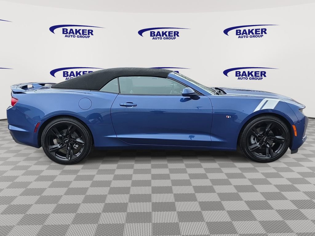 Used 2024 Chevrolet Camaro LT w/ Technology Package image 2