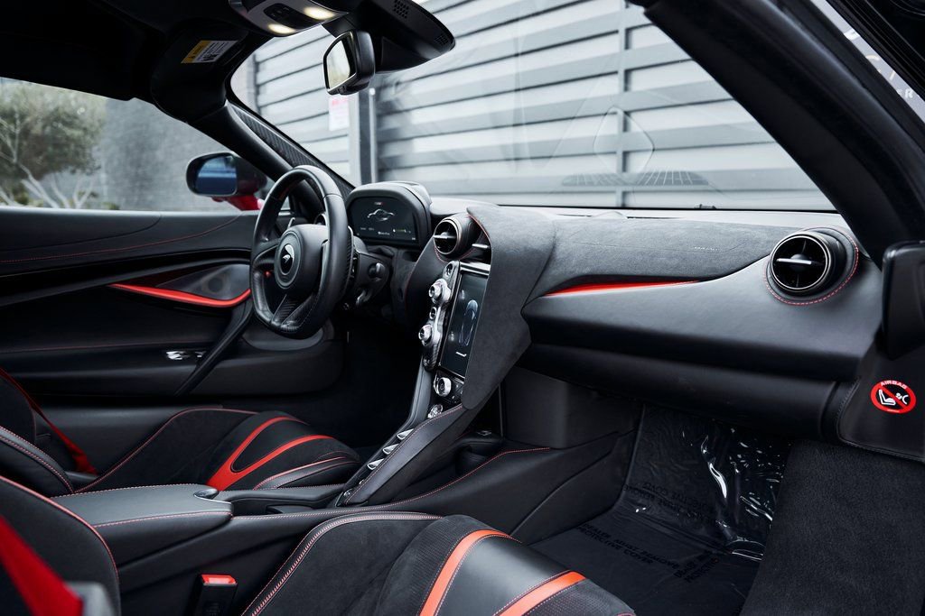 Used 2021 McLaren 720S Performance image 50