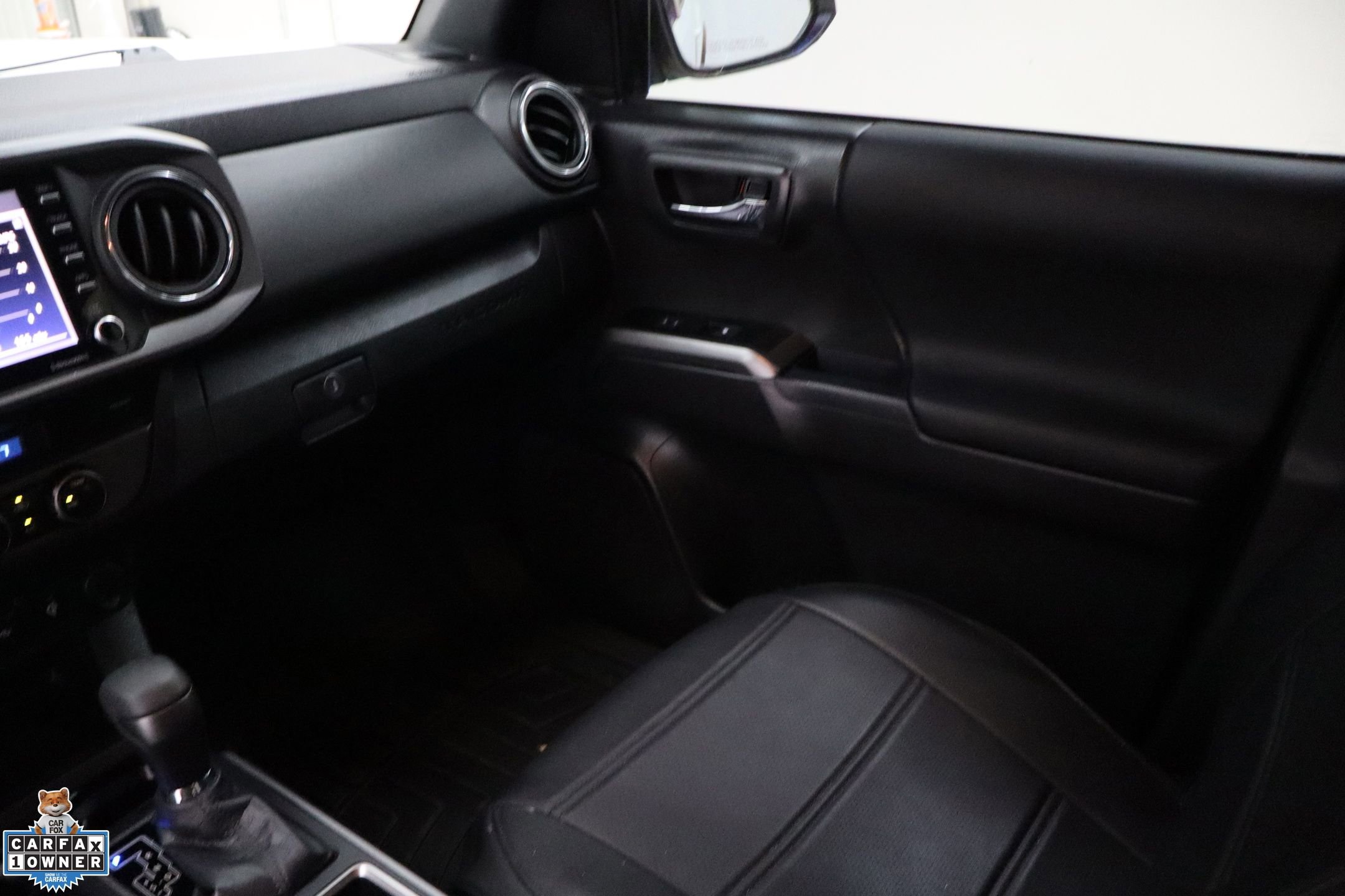 Used 2023 Toyota Tacoma TRD Off-Road w/ Technology Package image 24