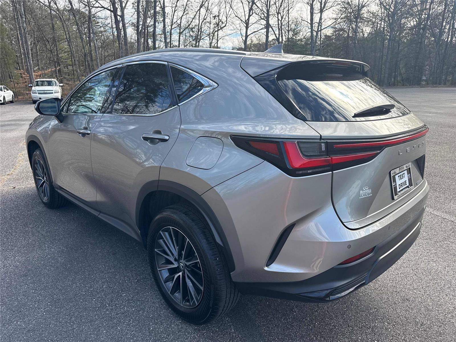 Used 2024 Lexus NX 250 FWD w/ Cold Area Package image 7
