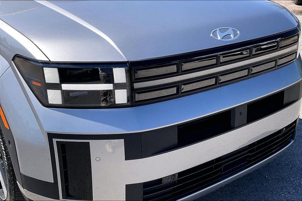 Used 2024 Hyundai Santa Fe Limited AWD/4WD image 30