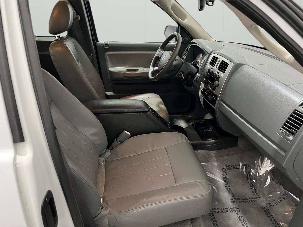 Used 2005 Dodge Dakota Laramie w/ Sport Appearance Group image 17