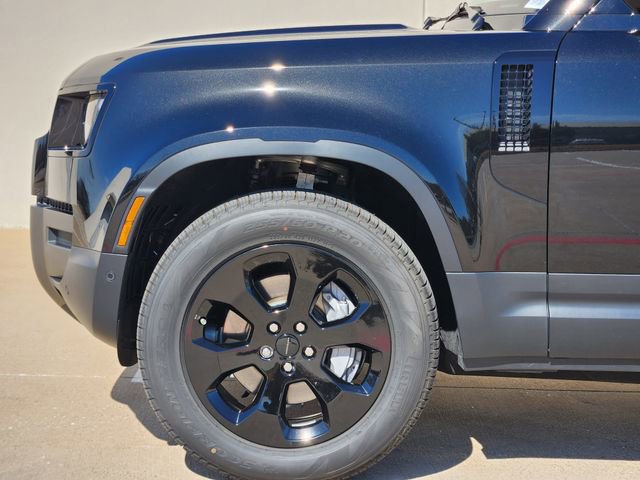 Used 2026 Land Rover Defender 110 S image 9