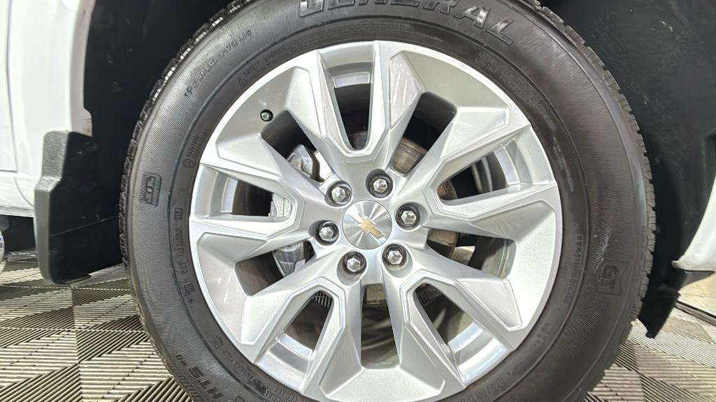 Used 2024 Chevrolet Silverado 1500 Custom image 34