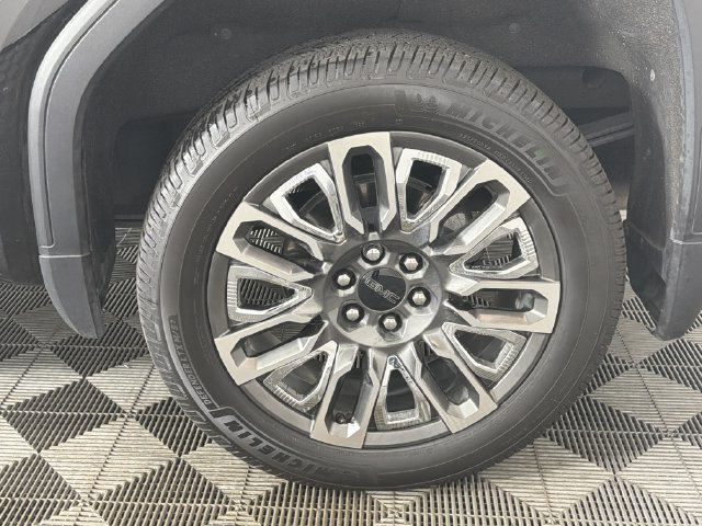 Used 2025 GMC Sierra 1500 Denali Ultimate AWD/4WD image 30