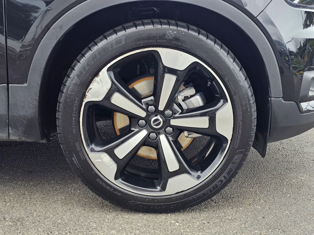 Used 2020 Volvo XC40 T5 Momentum AWD/4WD image 9