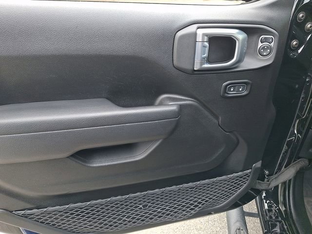 Used 2022 Jeep Wrangler Unlimited Sport AWD/4WD image 12