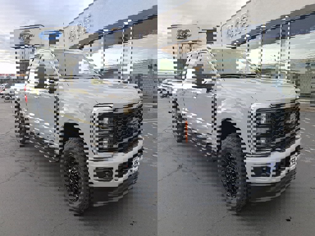 New 2026 Ford F250 XLT w/ XLT Premium Package