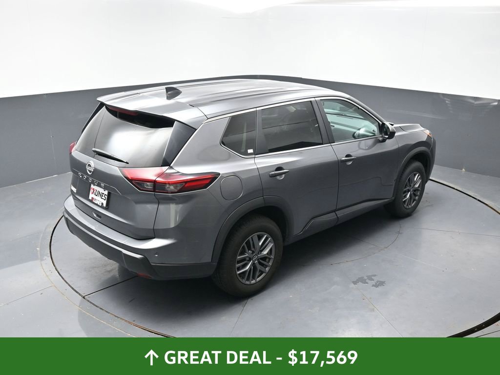 Used 2024 Nissan Rogue S FWD image 38