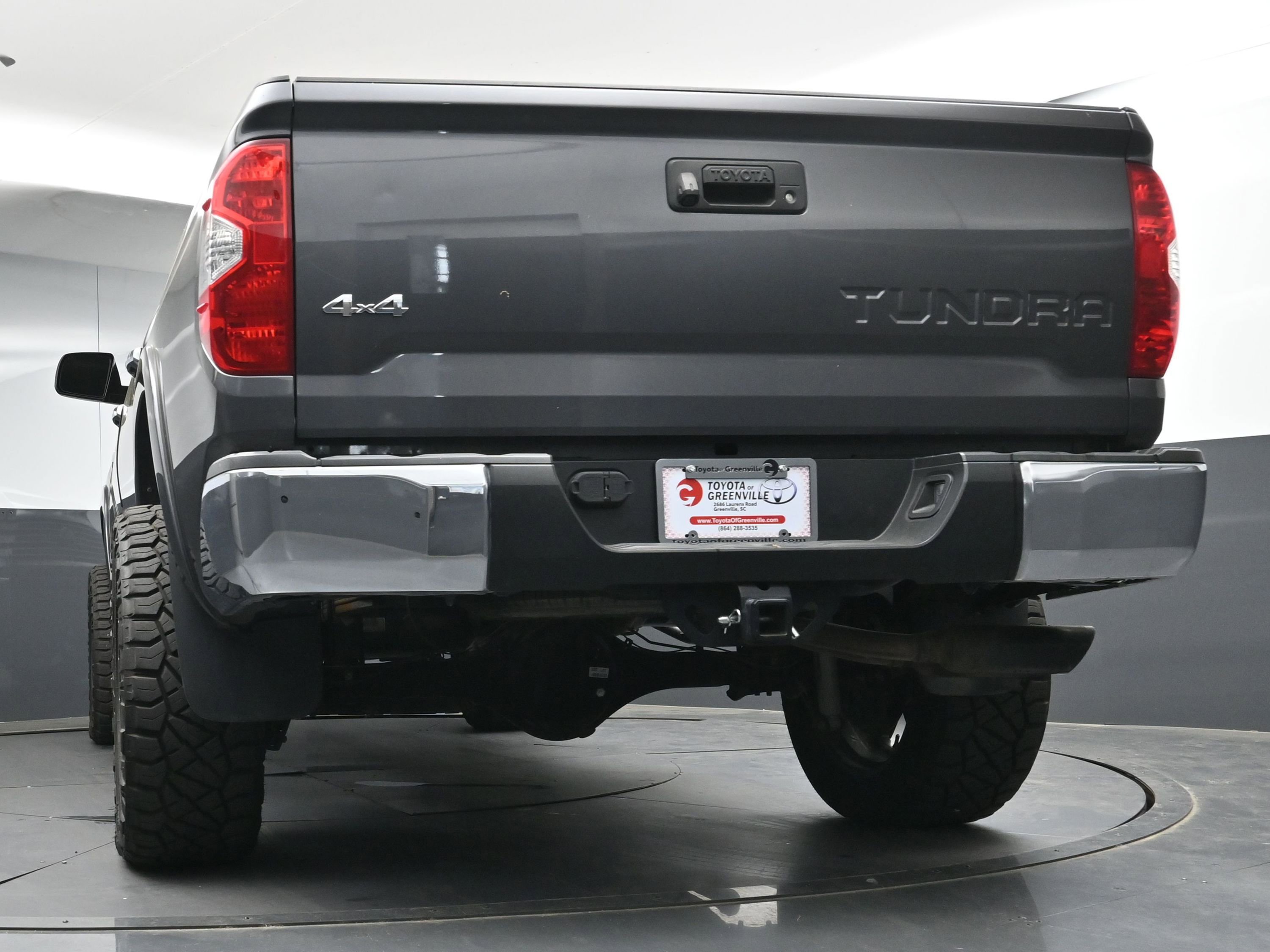 Used 2018 Toyota Tundra Limited AWD/4WD image 29