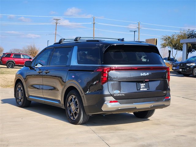 Certified 2025 Kia Carnival SX image 5