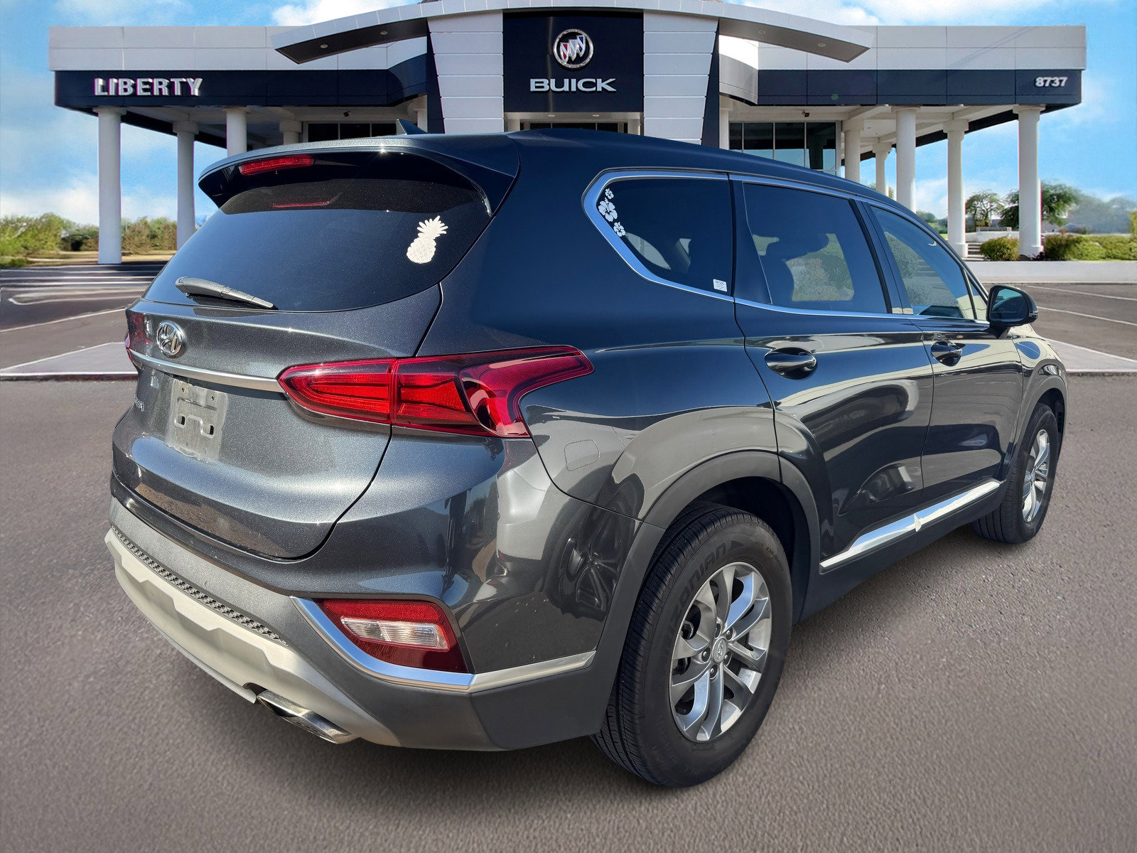 Used 2020 Hyundai Santa Fe SEL image 2
