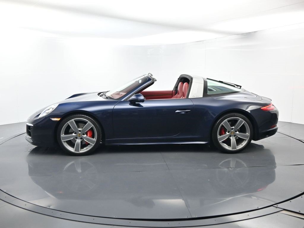Used 2019 Porsche 911 Targa 4S image 2