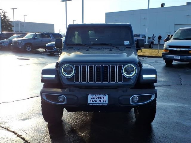 Used 2024 Jeep Wrangler Unlimited Sahara w/ Technology Group AWD/4WD image 14